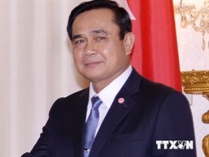 Thai premier pays official visit to Vietnam - ảnh 1